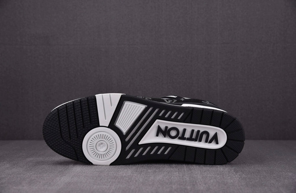 Louis Vuitton LV Trainer White Black