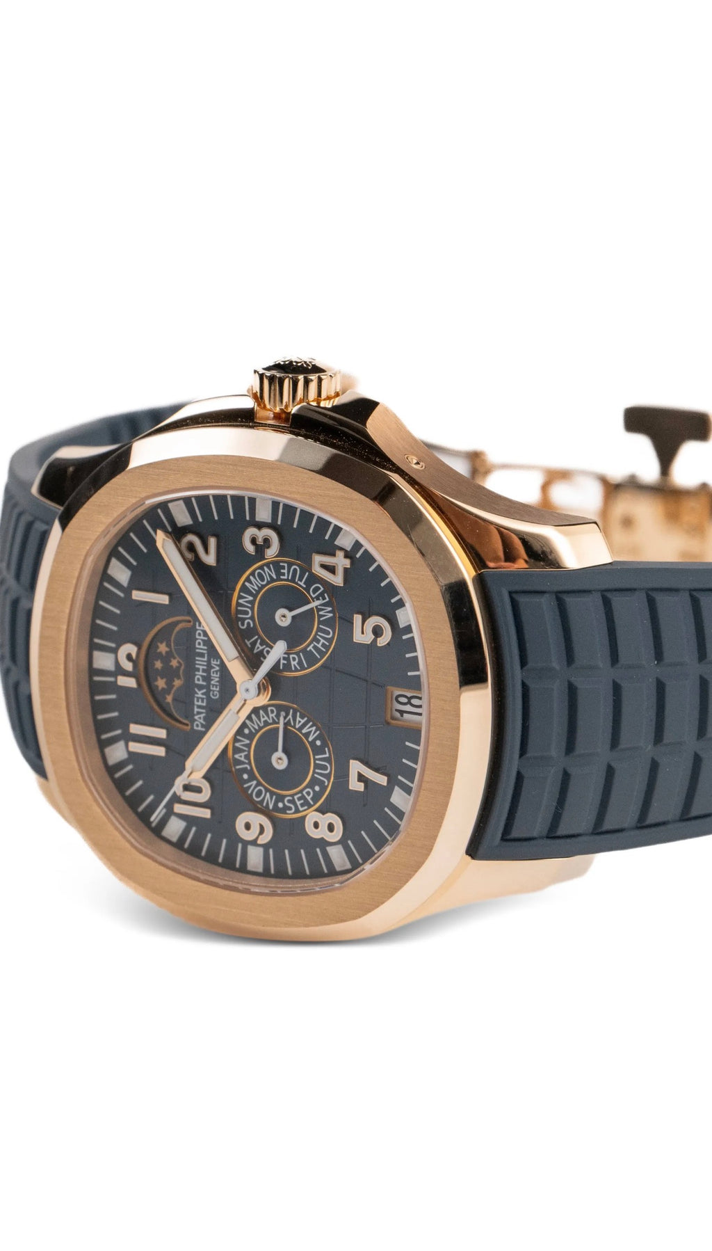 Patek Philippe Pre-Owned
2025 unworn Aquanaut Luce 5261R-001 40mm watch