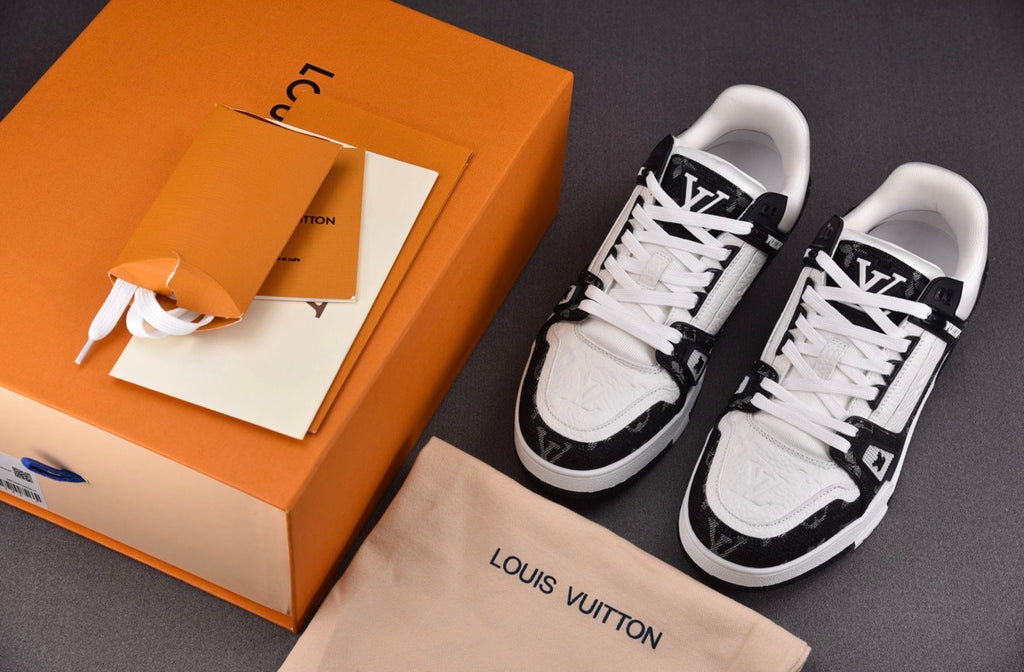Louis Vuitton LV Trainer White Black
