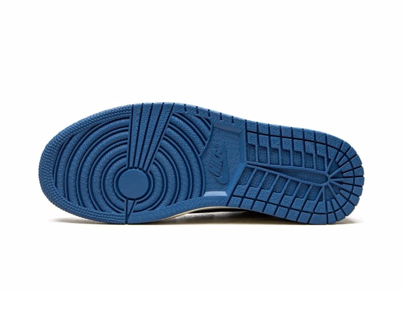 Air Jordan 1 Retro Low OG SP Fragment x Travis Scott