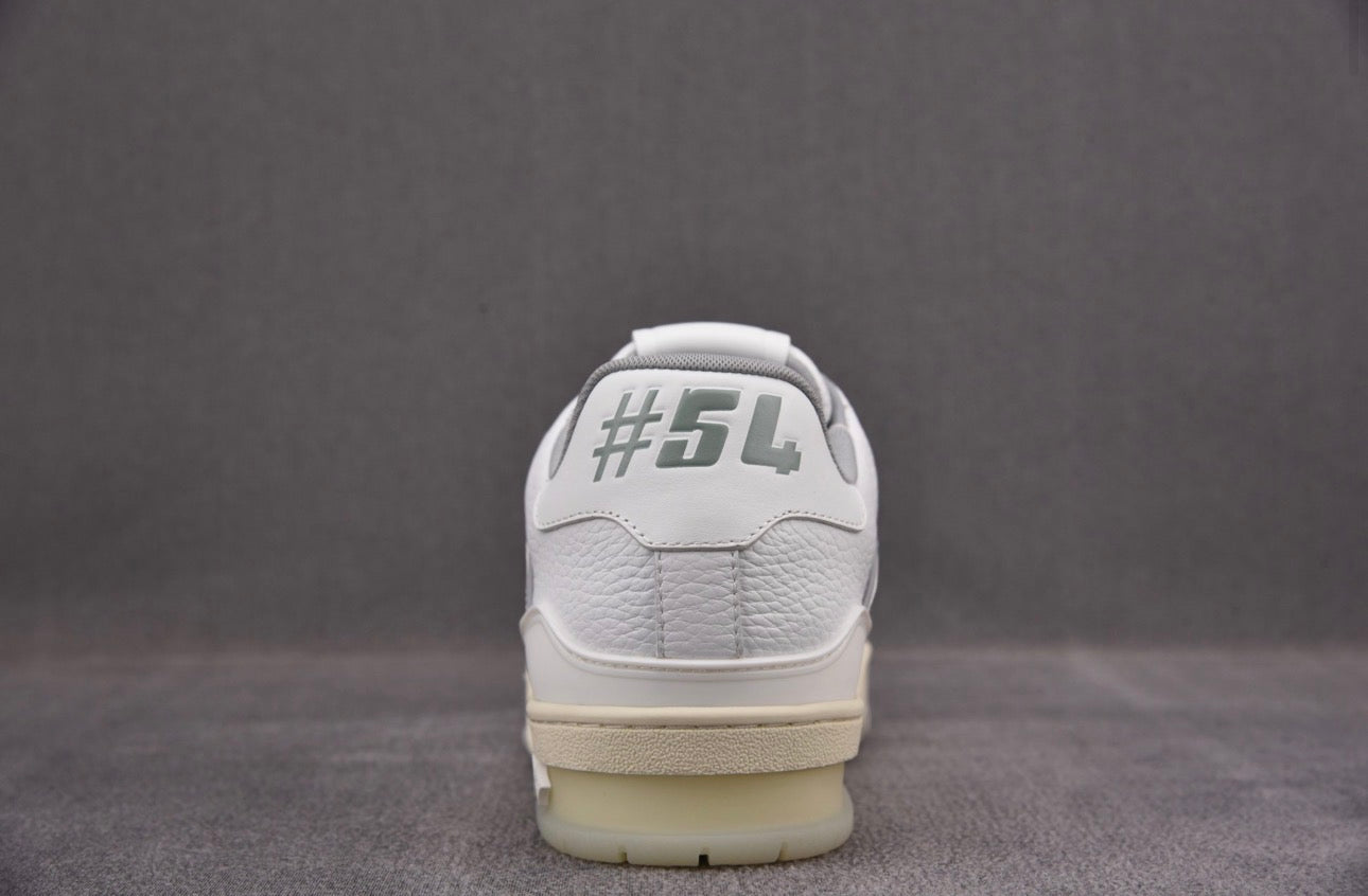 Louis Vuitton Trainer White Signature