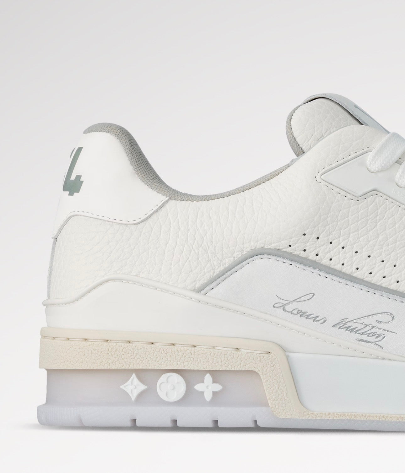 LOUIS VUITTON LV TRAINER WHITE SIGNATURE